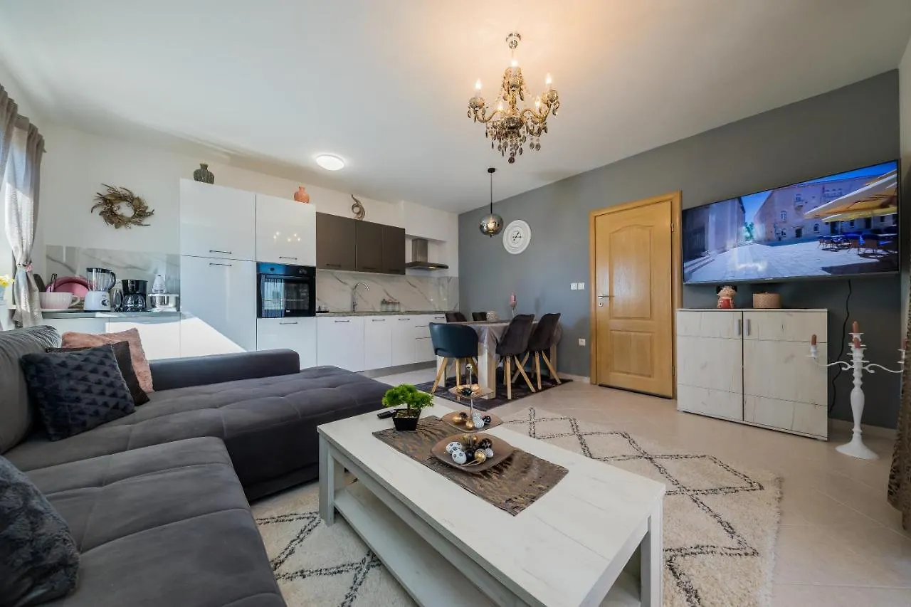 Ivana Apartment Trogir