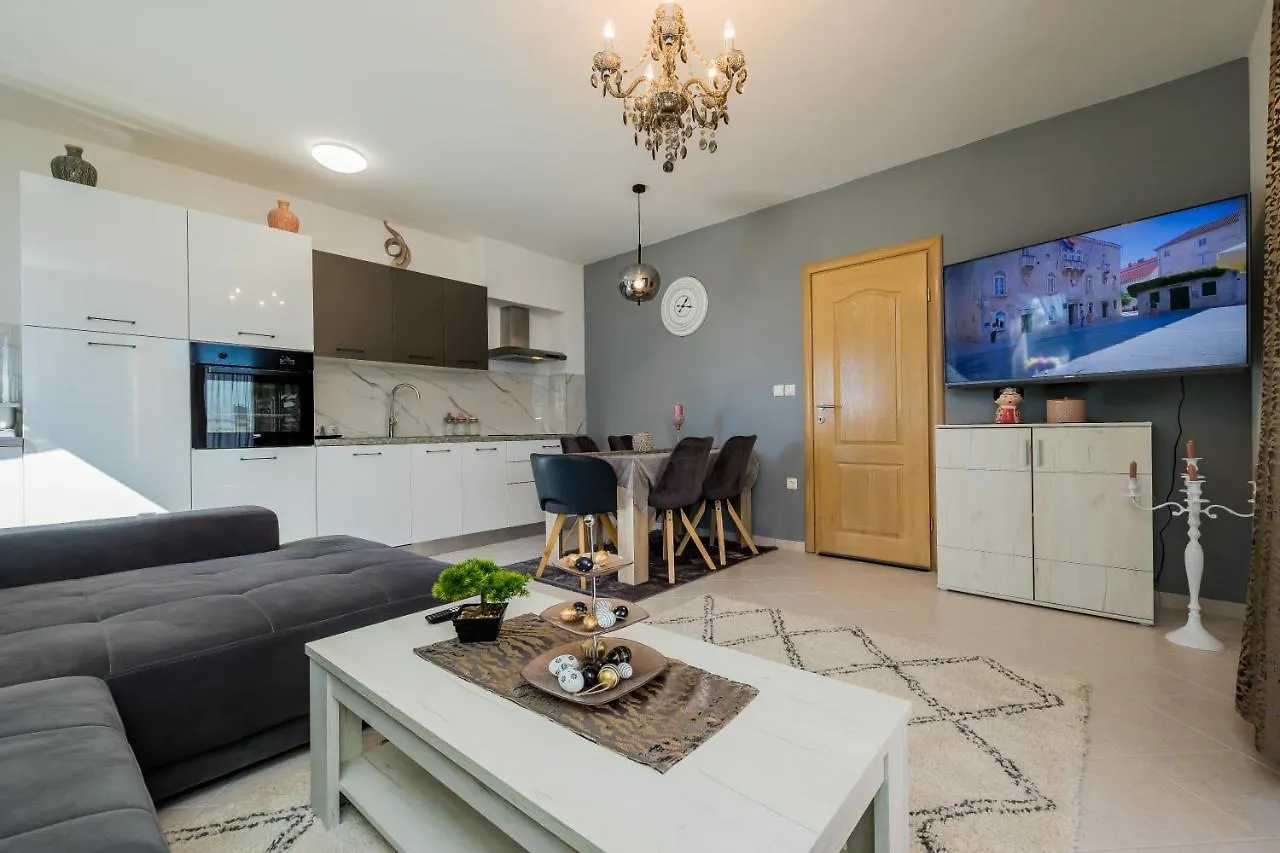 Ivana Apartment Trogir